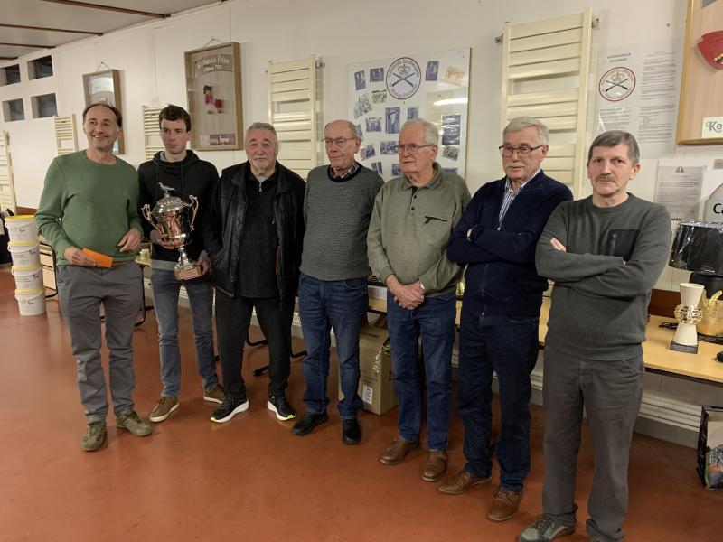 Kampioenen snelheid en kleine HF;van links naar rechts Caenen Hubert, Rubens Ronald, Lindekens Chrétien, Bruninx Roger, Meex Rudi, Voorzitter Jorssen Paul & Toppet Eric
